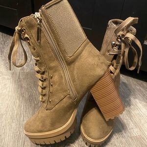 New! Ladies Fashion Boots